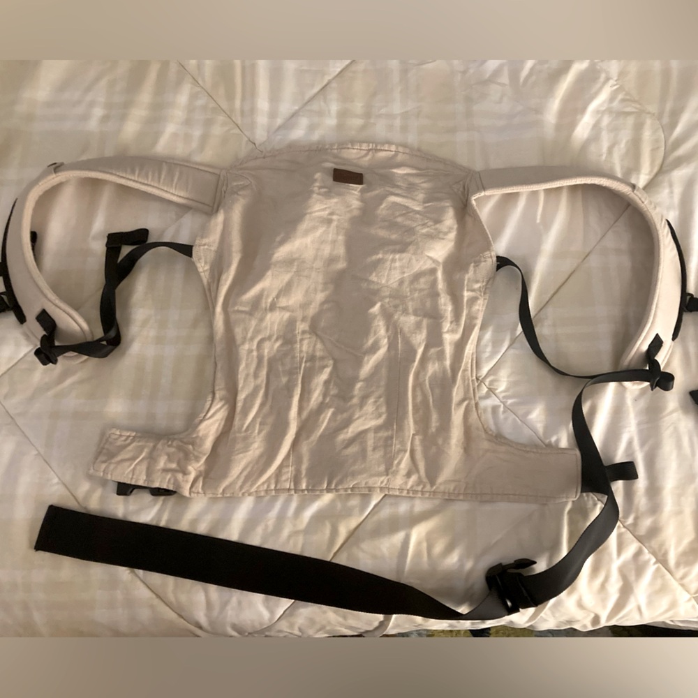 Happy Baby OG Carrier in Almond